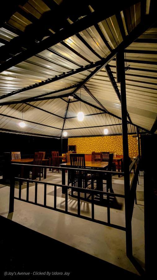 Jay'S Avenue Hotell Udawalawe Eksteriør bilde