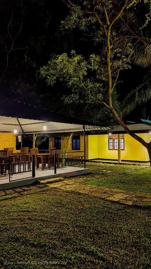 Jay'S Avenue Hotell Udawalawe Eksteriør bilde