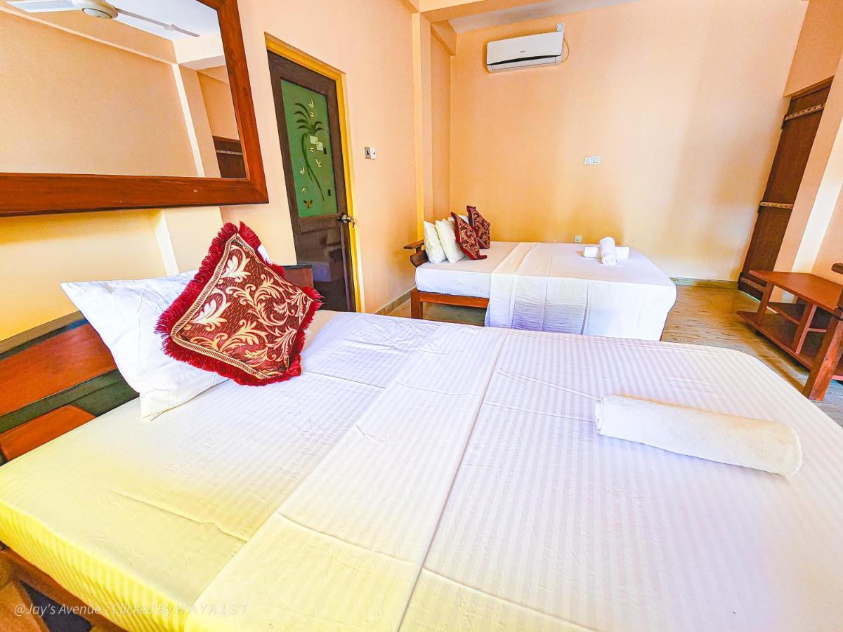 Jay'S Avenue Hotell Udawalawe Eksteriør bilde