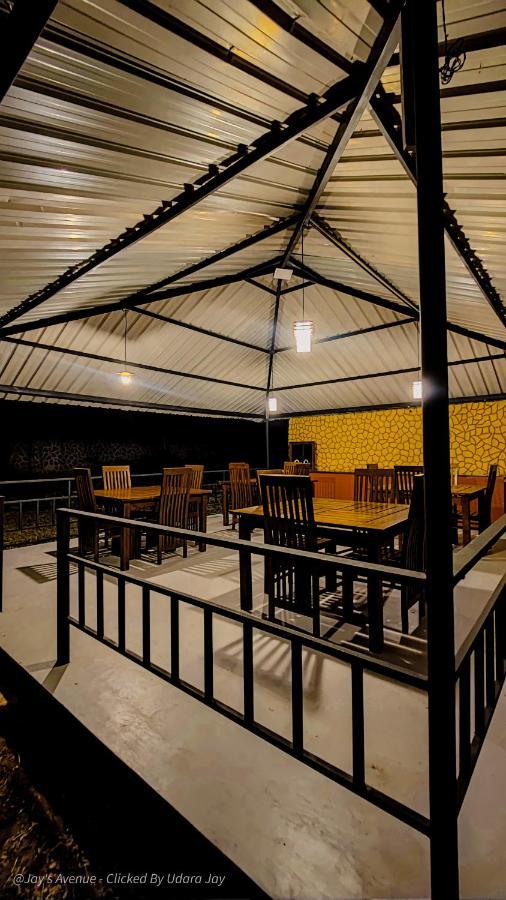 Jay'S Avenue Hotell Udawalawe Eksteriør bilde