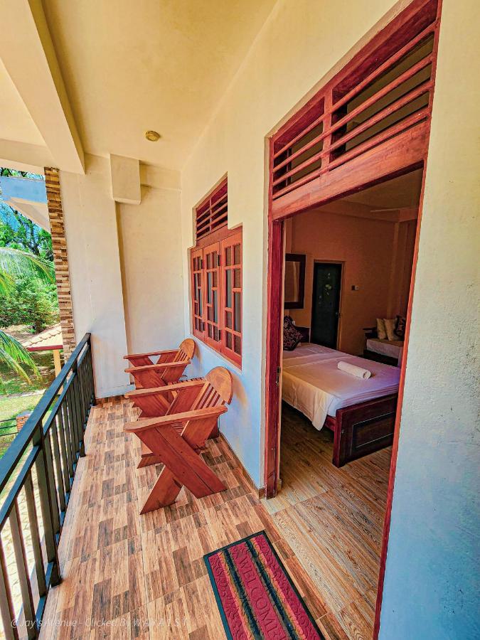 Jay'S Avenue Hotell Udawalawe Eksteriør bilde